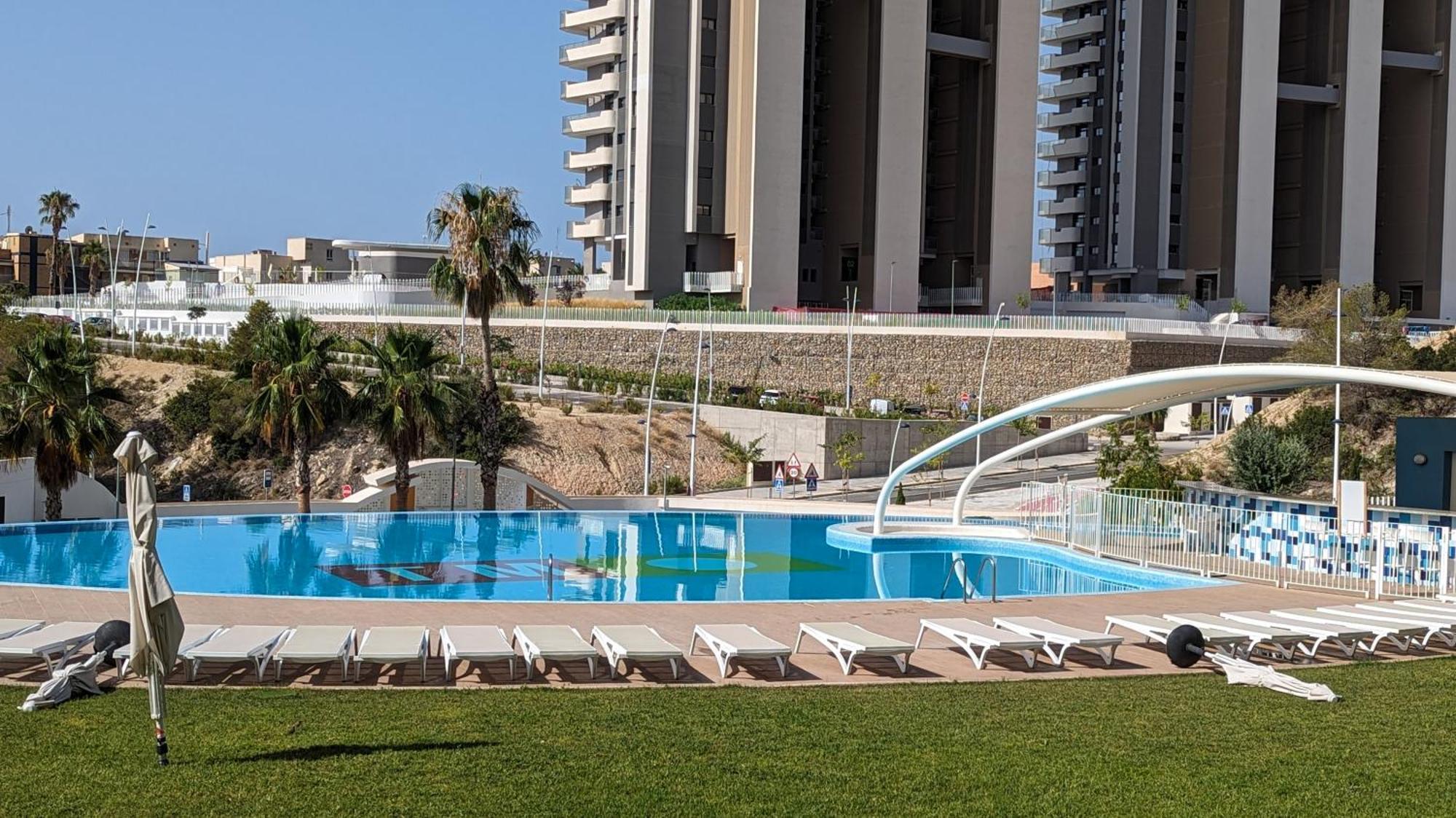 Sunset Waves Luxury Apartment Benidorm Exterior foto